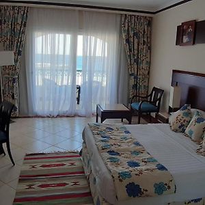 Chambre Supérieure au Bord de la Mer